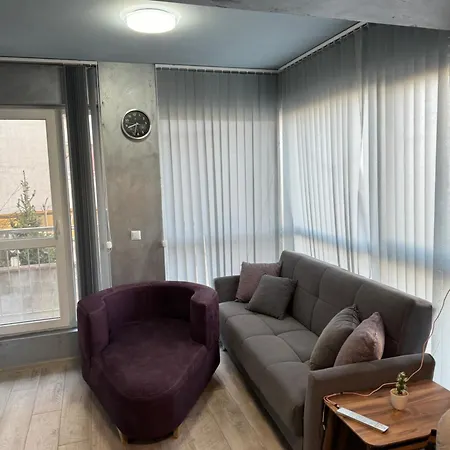 2-bedroom With Private Parking Fast Wifi 3-aircon 3-smarttvs Workdesk Youtube Premium And Netflix Varna