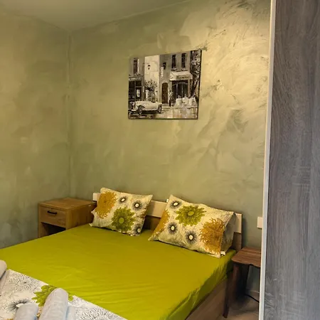 2-bedroom With Private Parking Fast Wifi 3-aircon 3-smarttvs Workdesk Youtube Premium And Netflix Varna